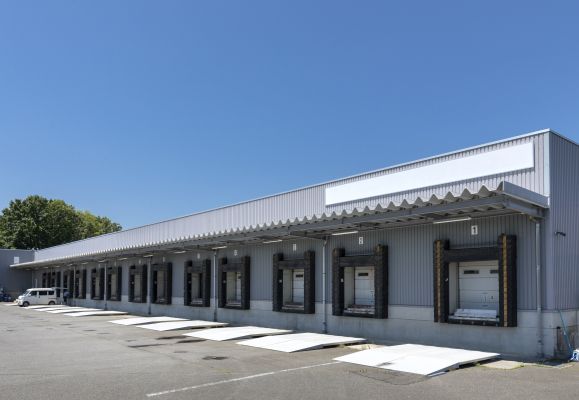 Shimotsuma Freezing and Refrigeration Distribution Center1